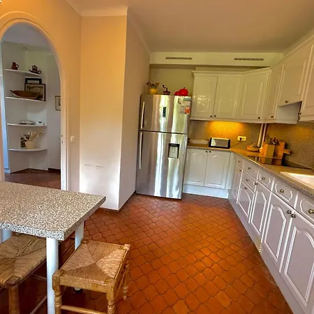 Cap D'antibes View Of La Garoupe Sleeps 8 Garden And Terrace Villa
