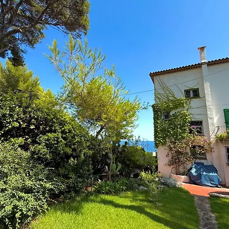 Cap D'antibes View Of La Garoupe Sleeps 8 Garden And Terrace