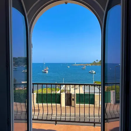 Cap D'antibes View Of La Garoupe Sleeps 8 Garden And Terrace Antibes